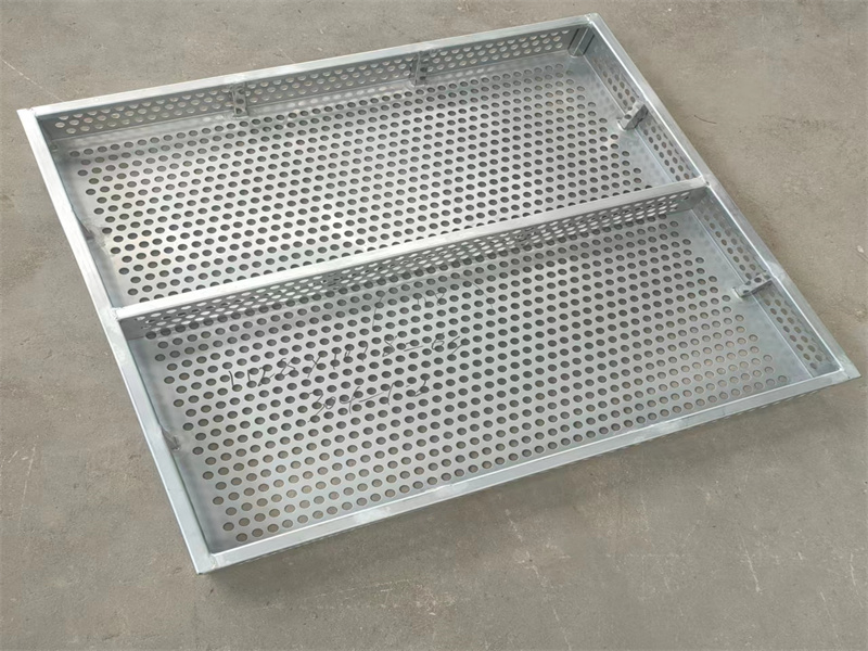 殺菌釜?dú)⒕貌讳P鋼盤子帶隔板